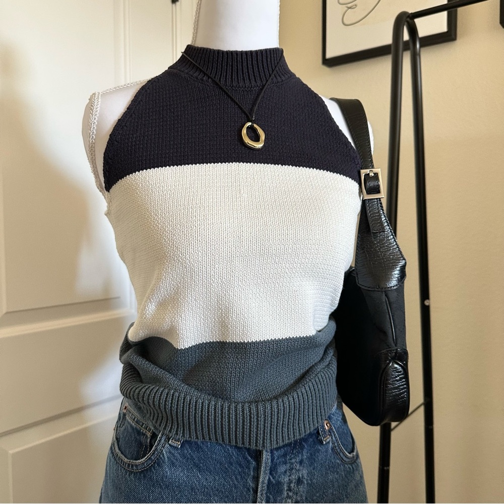 Ann Taylor Black and Cream Fitted Crop Tank Top